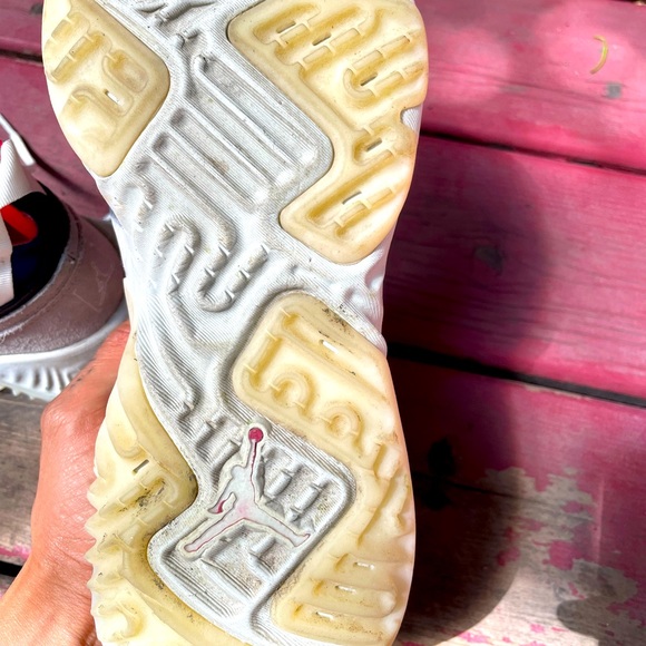 Jordan Delta Breathe 'Clear Medium Grey - Picture 2 of 6